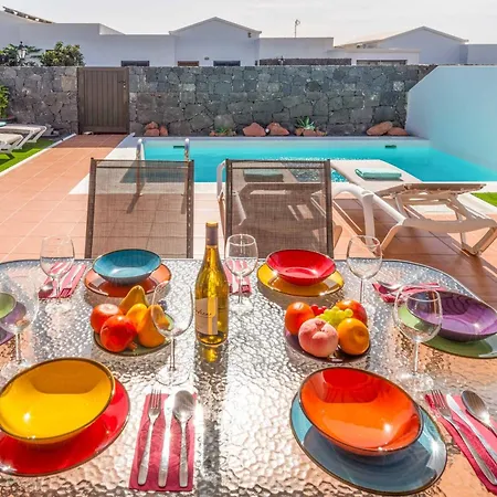 Elma Playa Blanca (Lanzarote)