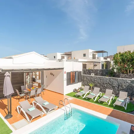 Elma Playa Blanca (Lanzarote)